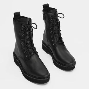 Eileen Fisher Nellie Leather Lace-Up Bootie